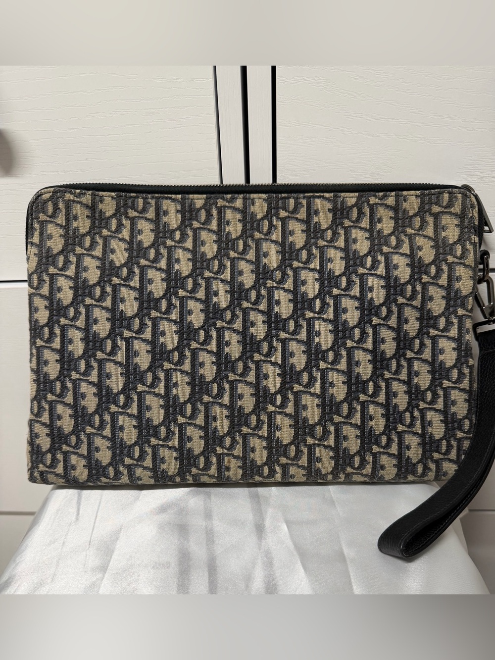 Christian Dior Zipped Pouch Blue And Beige Oblique Jacquard Fabric